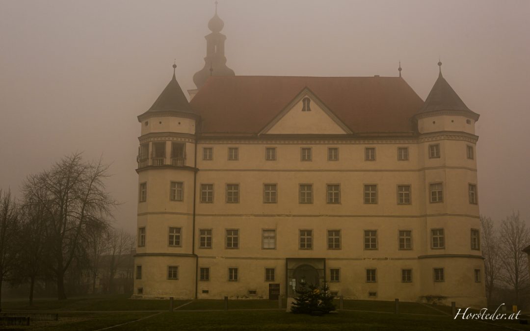 Schloß Hartheim………Alkoven…