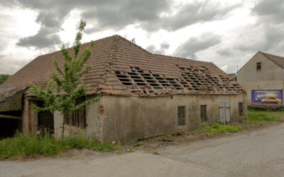 Verfallenes Bauernhaus im Waldviertel